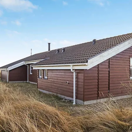 3 Bedroom Lovely In * Frostrup