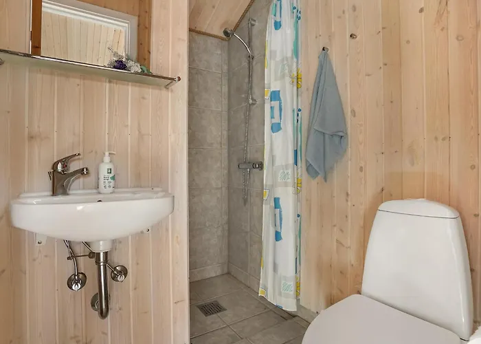 펜션 3 Bedroom Lovely In *